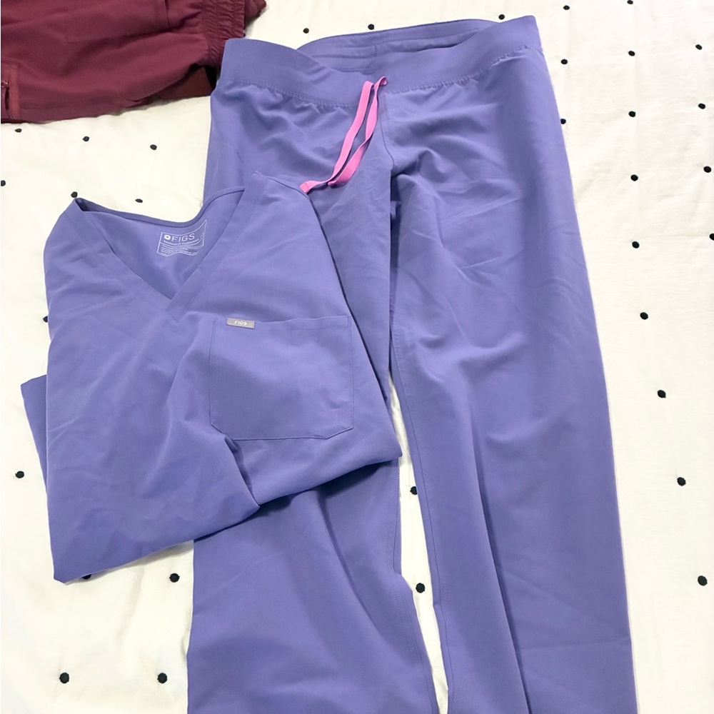 Figs Scrub Set
